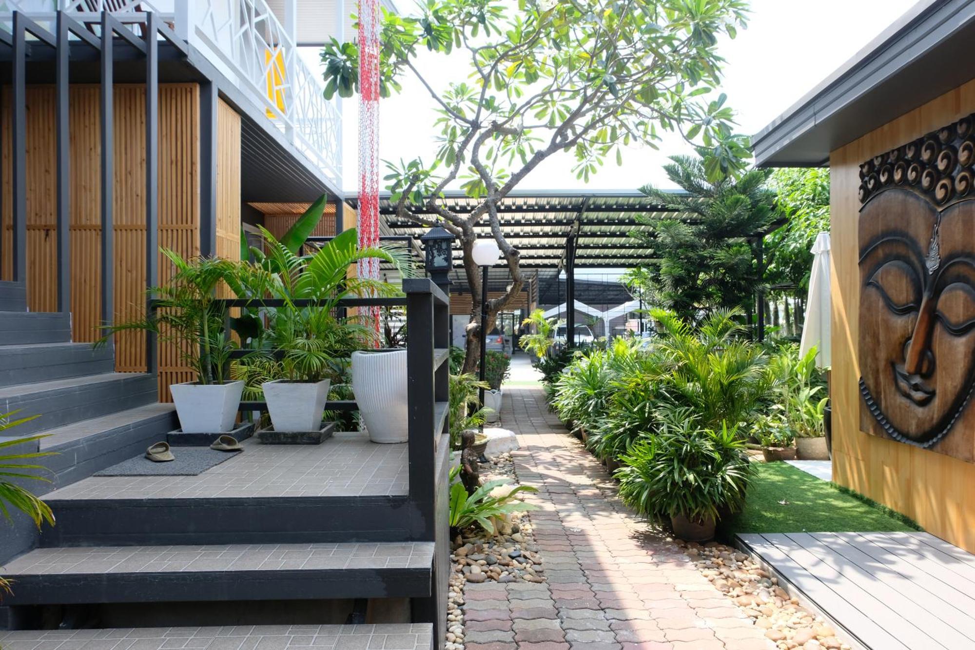 Baan Poon Garden 호텔 차웽 외부 사진